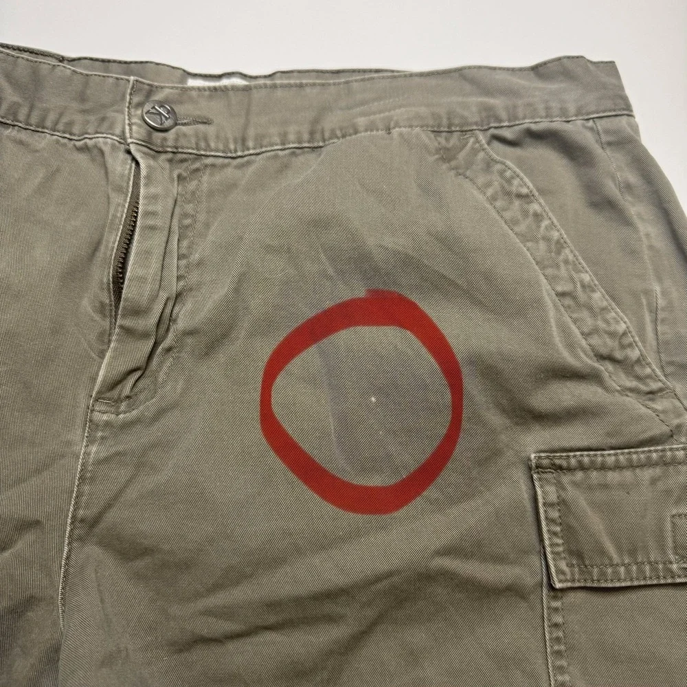 Calvin Klein Jeans Womens Cargo Shorts‎ Olive Green Utility WB94C05C Size 16